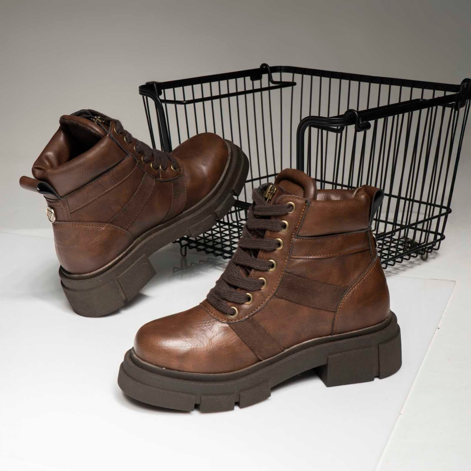 BORCEGO DHARMA 17